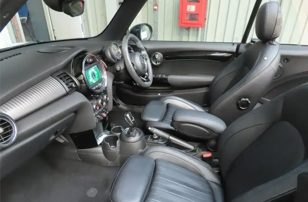 Used Mini Cooper Cabriolet Exclusive 2018 Silver Cabriolet