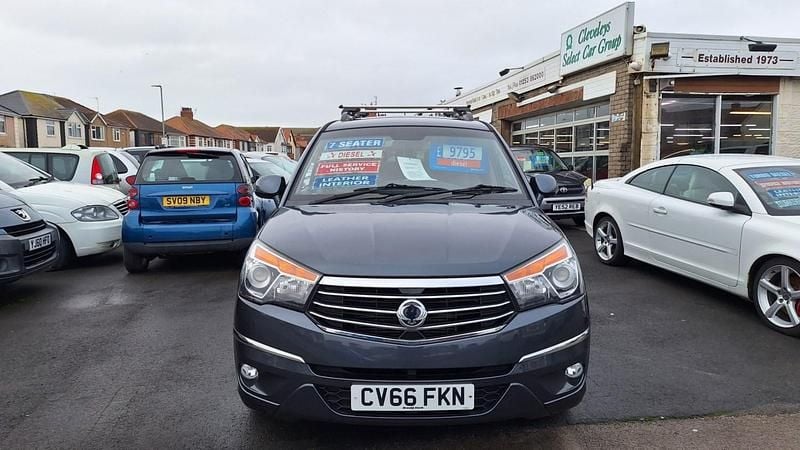 Grey Used 2017 Ssangyong (KGM) Rodius MPV | £8,995 - Image 1/4
