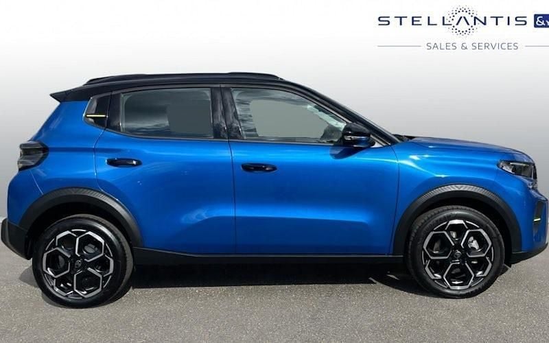 New Citroën C3 101 HP (74 kW) 2025 Red SUV