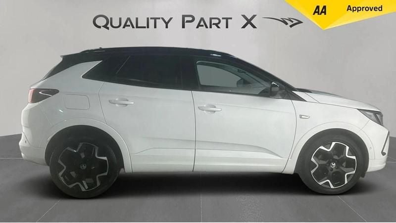 Used Vauxhall Grandland X Ultimate 2022 White SUV