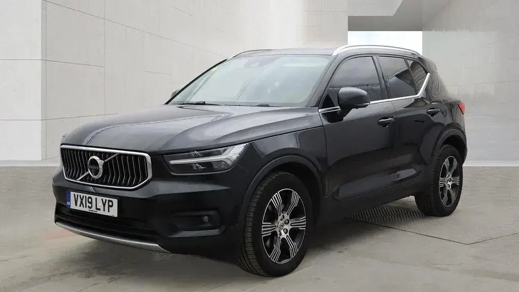 Used Volvo XC40 Inscription 2019 Black SUV