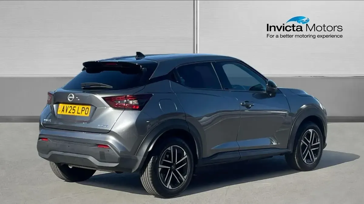 Used Nissan Juke N-Connecta 143 HP (105 kW) 2025 Grey SUV