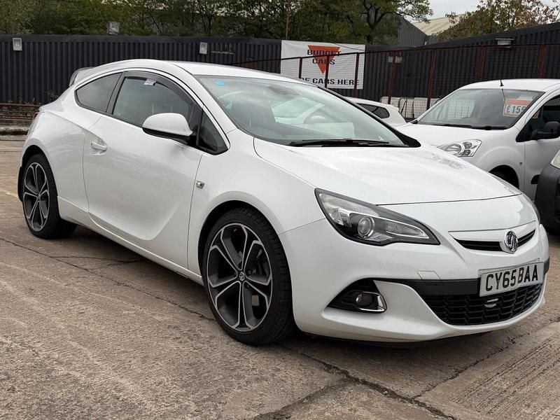 White Used 2015 Vauxhall Astra GTC Edition Hatchback | £2,499 (Fair price) - Image 1/4