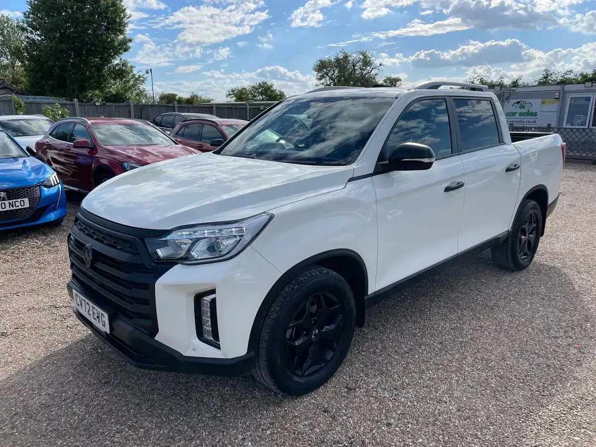 Used SsangYong Musso 181 HP (133 kW) 2022 White Pickup