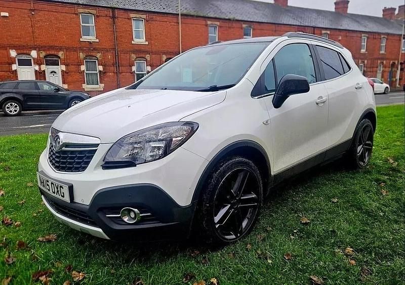Used Vauxhall Mokka Edition 2015 White SUV
