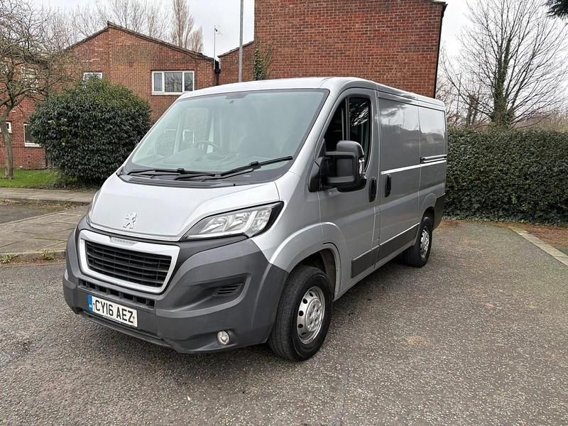 Used Peugeot Boxer 110 HP (80 kW) 2016 Silver Van