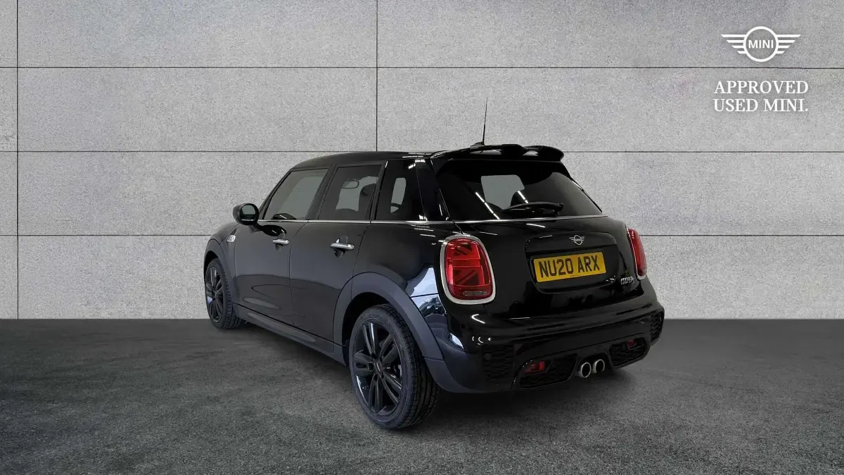Used Mini Cooper S Sport 189 HP (139 kW) 2020 Black Hatchback