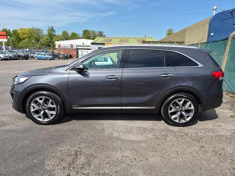 Begagnad Kia Sorento 200 HK (147 kW) 2016 Grå SUV