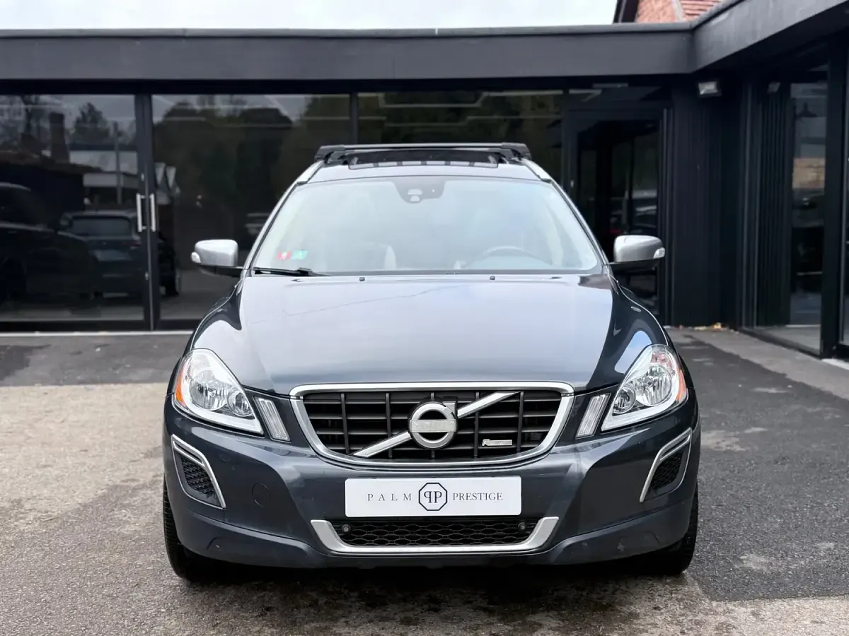 Used Volvo XC60 R-Design 163 HP (119 kW) 2013 Grey SUV