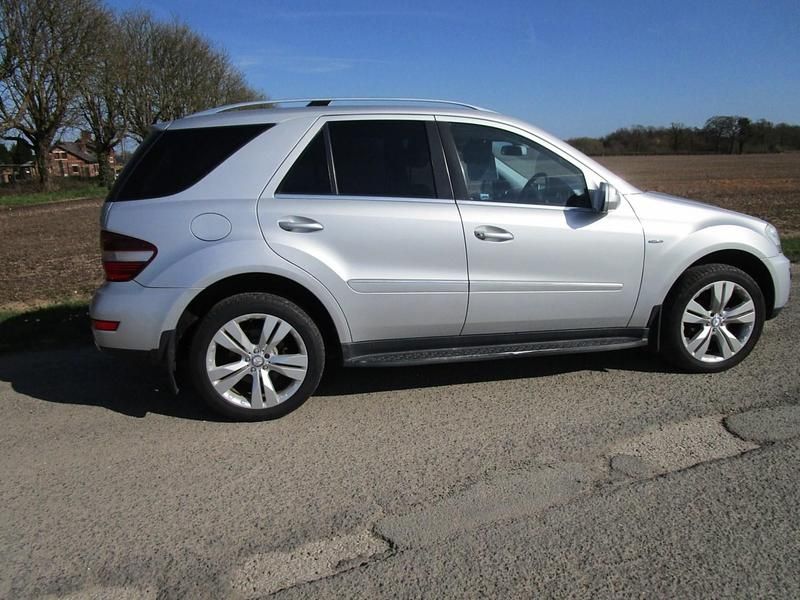 Usado Mercedes ML350 2009 Prateado SUV