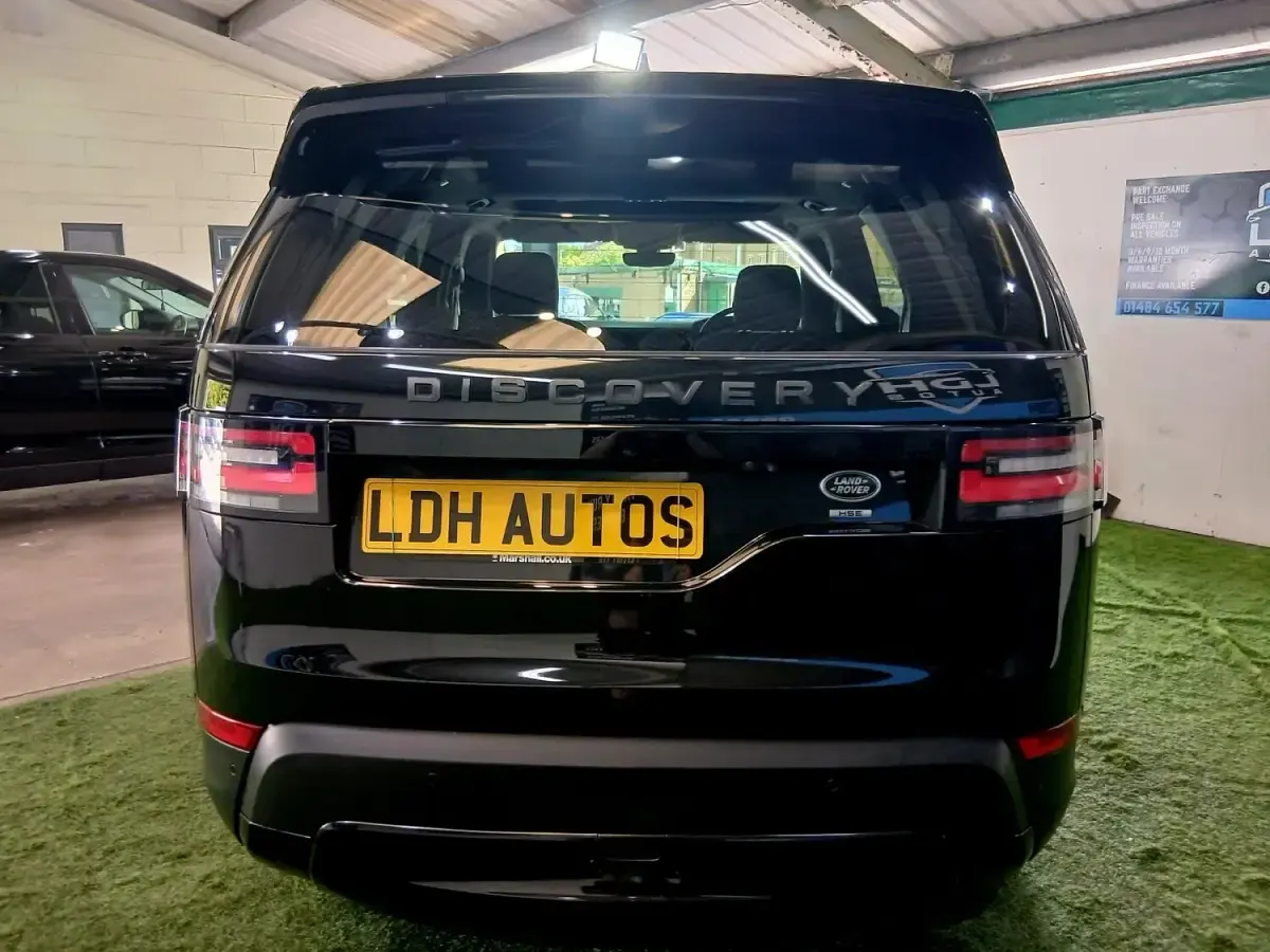 Used Land Rover Discovery HSE 2017 Black SUV