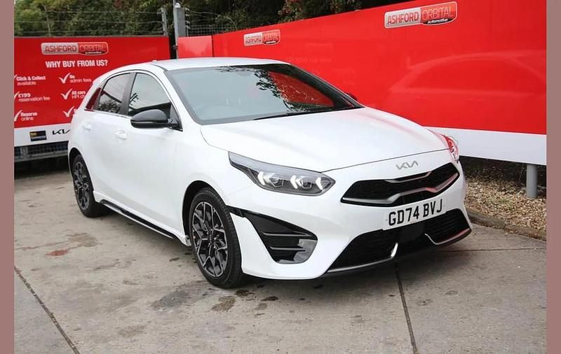 White Used 2025 Kia Ceed GT-Line Hatchback | £22,495 (A bit pricey) - Image 1/4