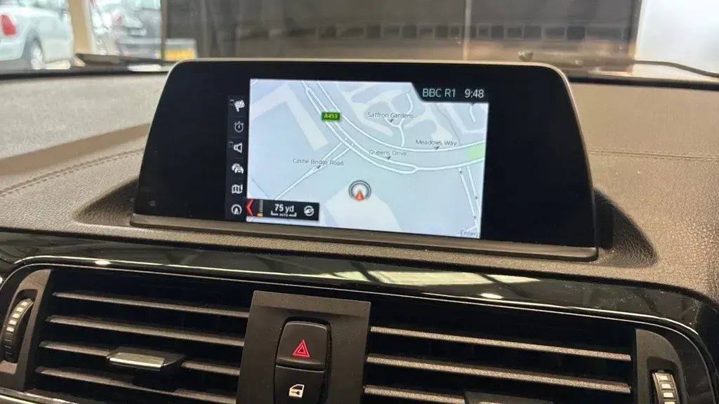 Used BMW 120 Sport Line 190 HP (139 kW) 2018 White Hatchback