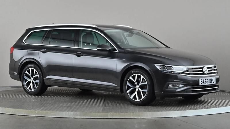 Grey Used 2019 VW Passat SEL Estate | £14,498 (Fair price) - Image 1/4
