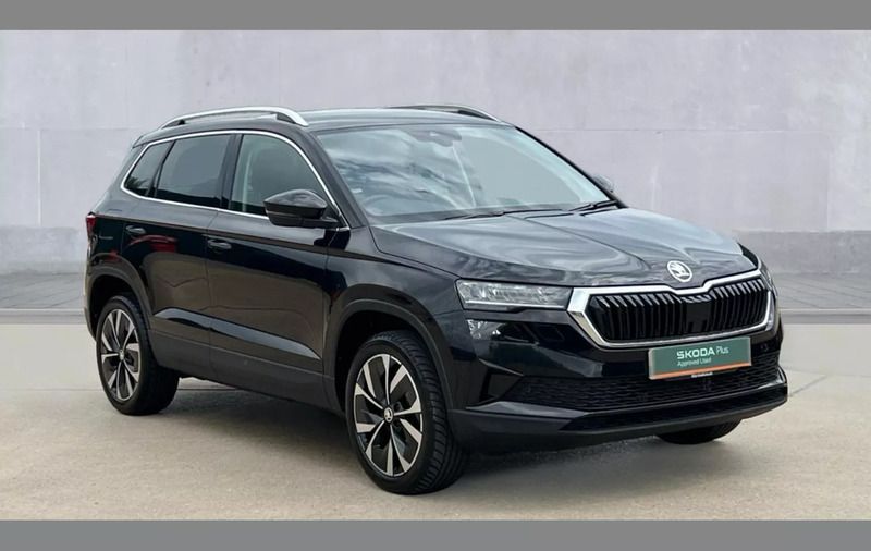 Black magic pearl effect Used 2024 Skoda Karoq SE L SUV | £21,990 (Fair price) - Image 1/4