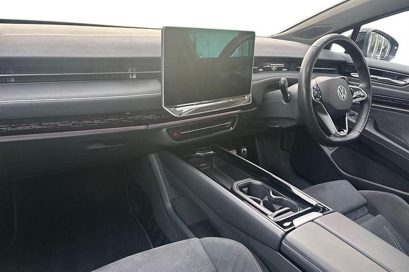 Used VW ID.7 Pro 210 kW (286 HP) 2025 Silver Hatchback