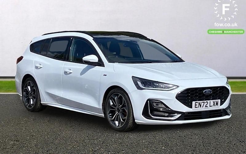 Used Ford Focus ST-Line 120 HP (88 kW) 2022 White Estate