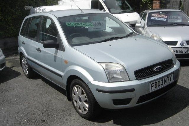 Used 2003 Ford Fusion Estate | £1,495 (Fair price) - Image 1/4