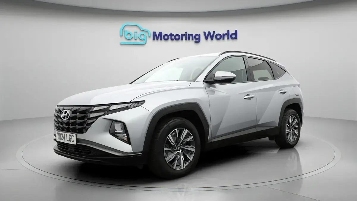Used Hyundai Tucson SE 150 HP (110 kW) 2024 Silver SUV