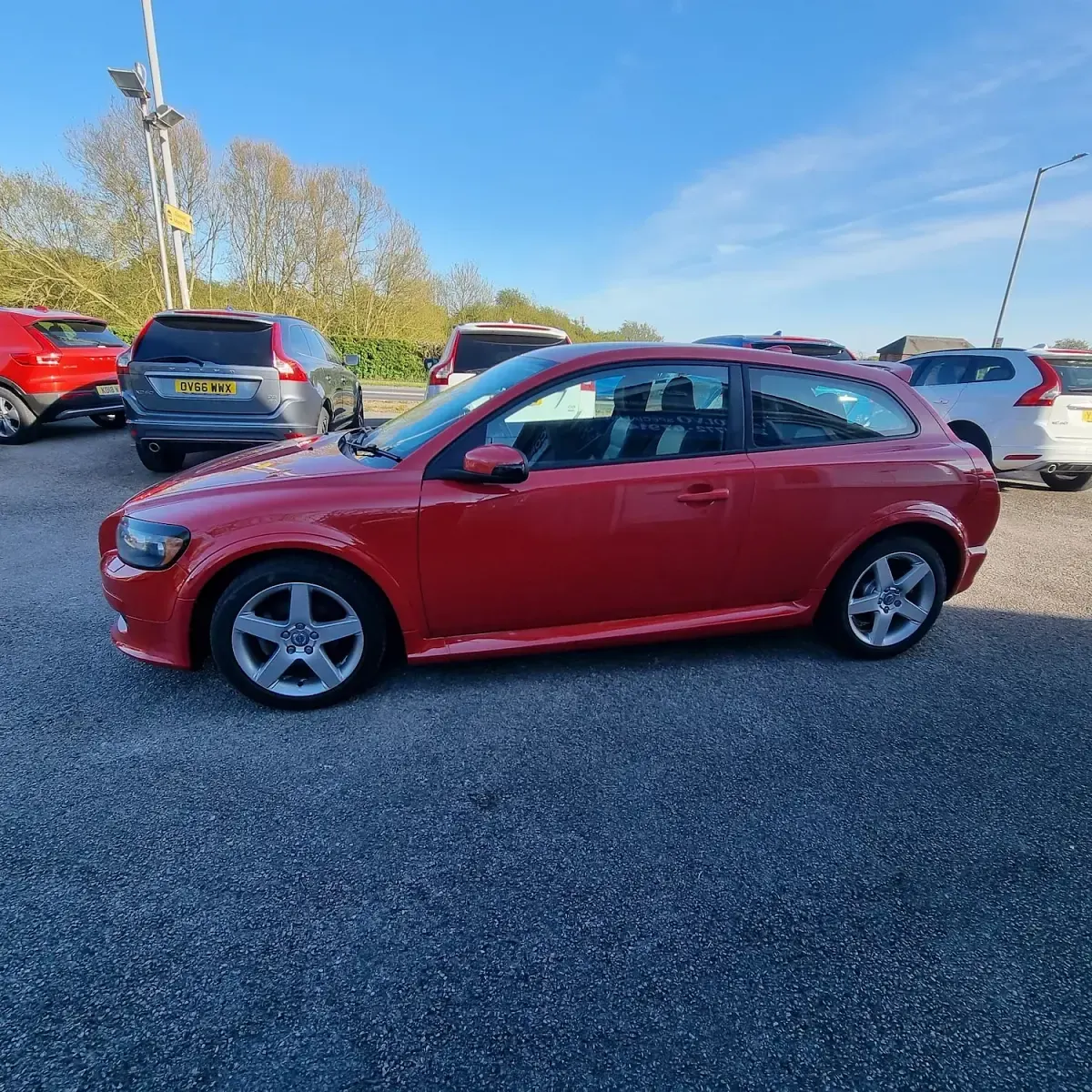 Used Volvo C30 R-Design 100 HP (73 kW) 2008 Red Hatchback