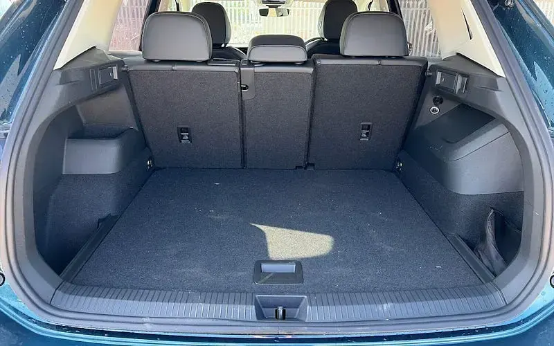 Used VW Tiguan Elegance 150 HP (110 kW) 2026 Blue SUV