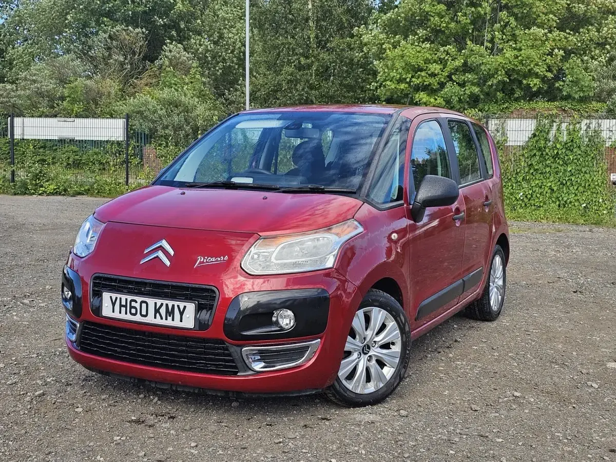 Used Citroën C3 Picasso VTR Sport 2010 Red MPV
