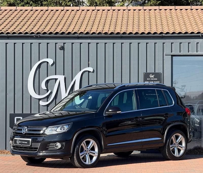 Black Used 2015 VW Tiguan R-line SUV | £7,290 (Good price) - Image 1/4