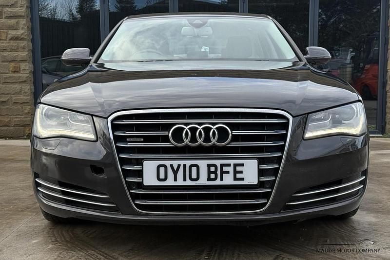 Used Audi A8 Basis 350 HP (257 kW) 2010 Grey Sedan