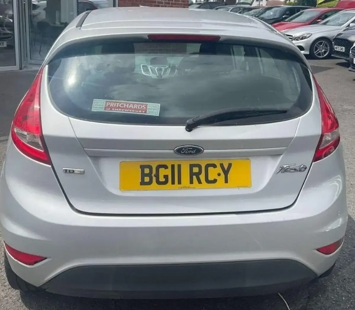 Used Ford Fiesta 70 HP (51 kW) 2011 Silver Hatchback