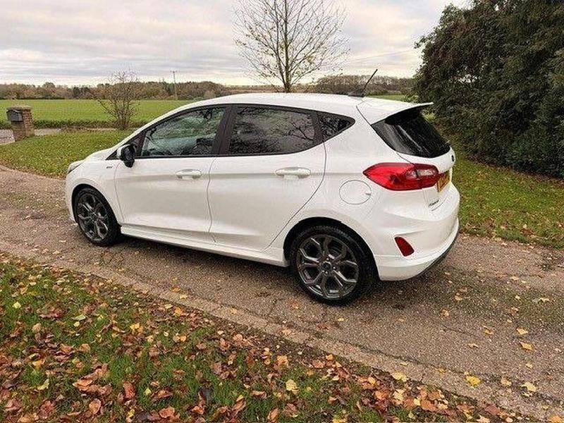 Used Ford Fiesta ST-Line 95 HP (69 kW) 2021 White Hatchback