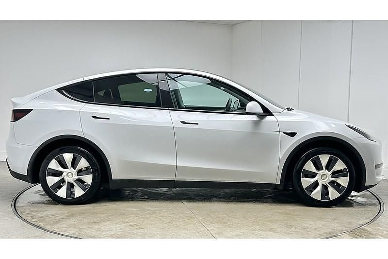 Used Tesla Model Y RWD 219 kW (299 HP) 2022 White SUV
