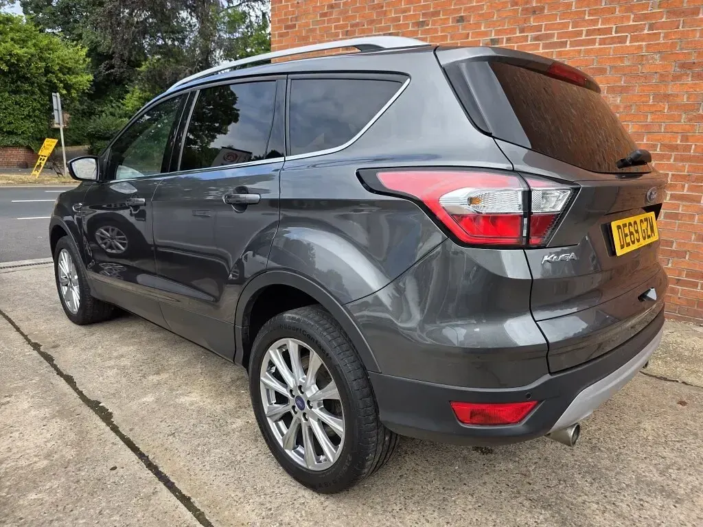 Used Ford Kuga Titanium 150 HP (110 kW) 2019 Grey SUV