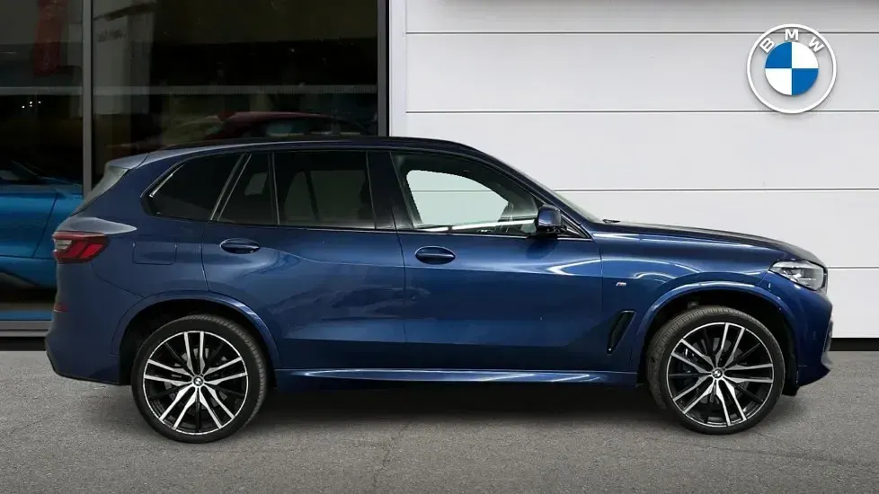 Used BMW X5 M Sport 265 HP (194 kW) 2020 Blue SUV