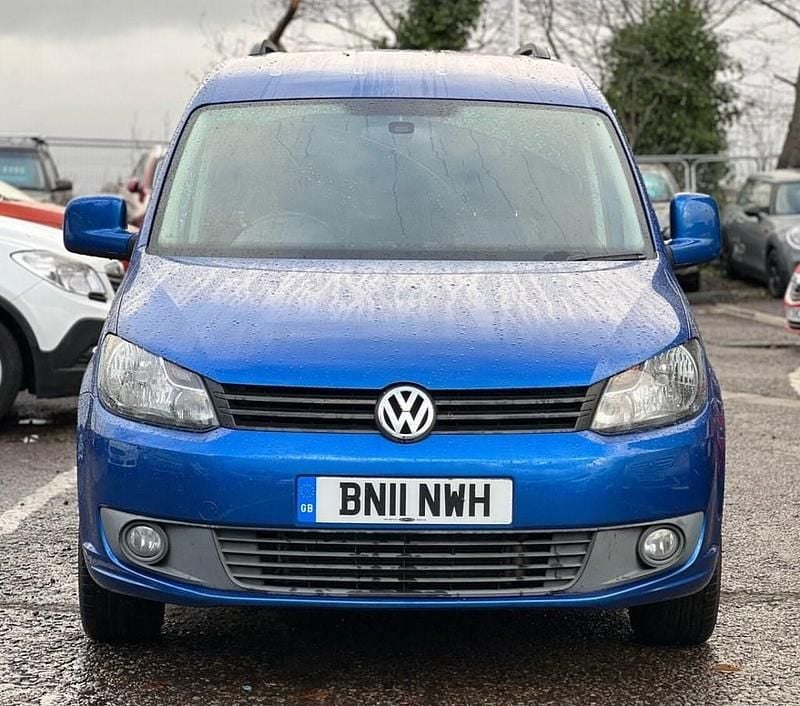 Used VW Caddy Life 101 HP (74 kW) 2011 Blue MPV