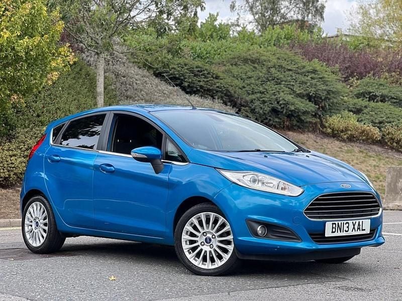Blue Used 2013 Ford Fiesta Titanium Hatchback | £3,595 (Good price) - Image 1/4