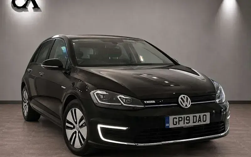 Used VW e-Golf 100 kW (136 HP) 2019 Hatchback