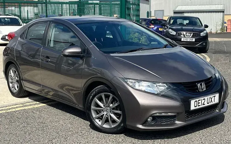 Used Honda Civic ES 141 HP (103 kW) 2012 Hatchback