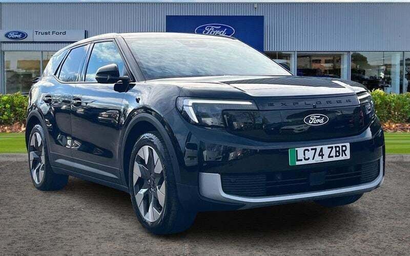 Used 2025 Ford Explorer Premium SUV | £31,811 (Super price) - Image 1/4