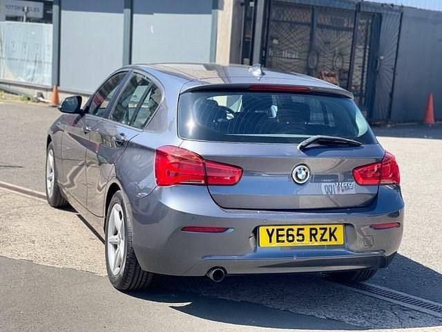 Usado BMW 116 Efficient Dynamics 116 CV (85 kW) 2015 Gris Utilitario