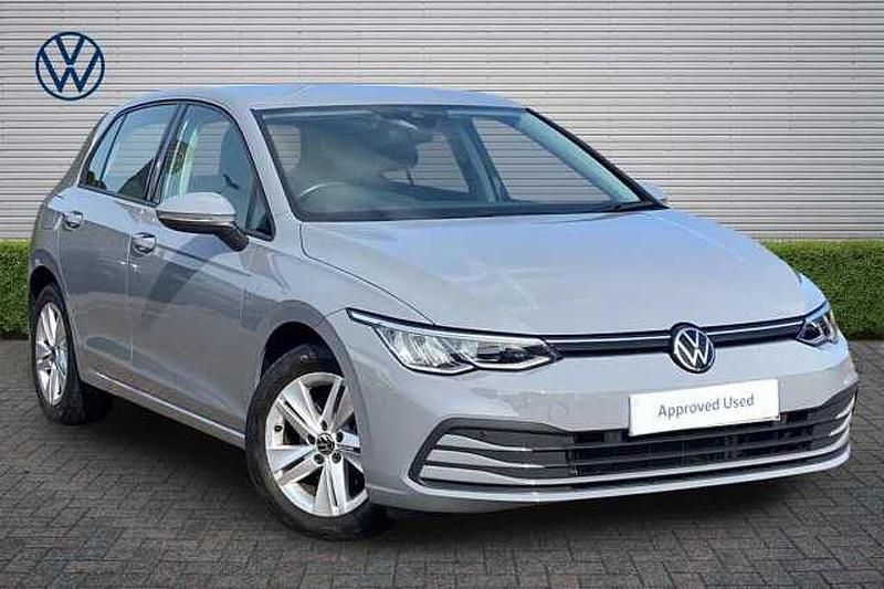 Used VW Golf VIII Life 150 HP (110 kW) 2022 Grey Hatchback