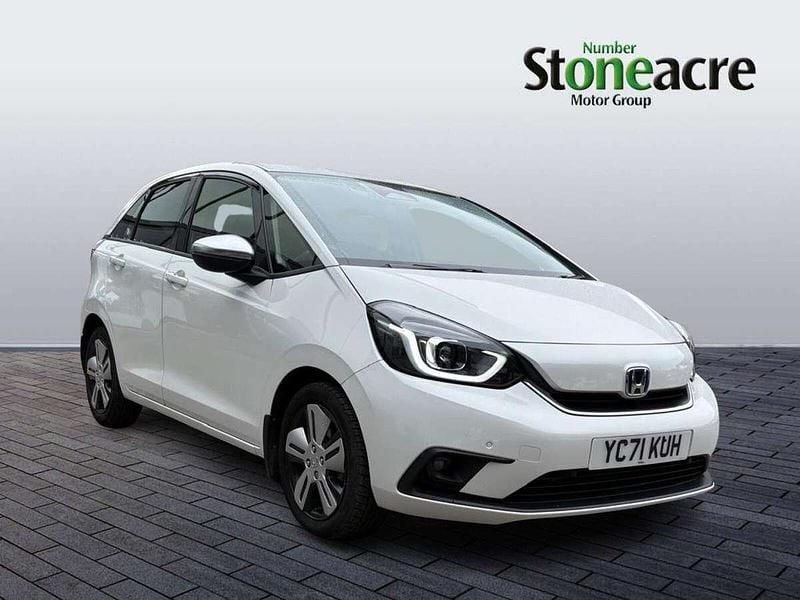 White Used 2021 Honda Jazz Hybrid Hatchback | £14,647 (Fair price) - Image 1/4