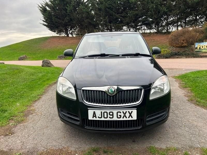 Black Used 2009 Skoda Fabia Hatchback | £2,795 - Image 1/4