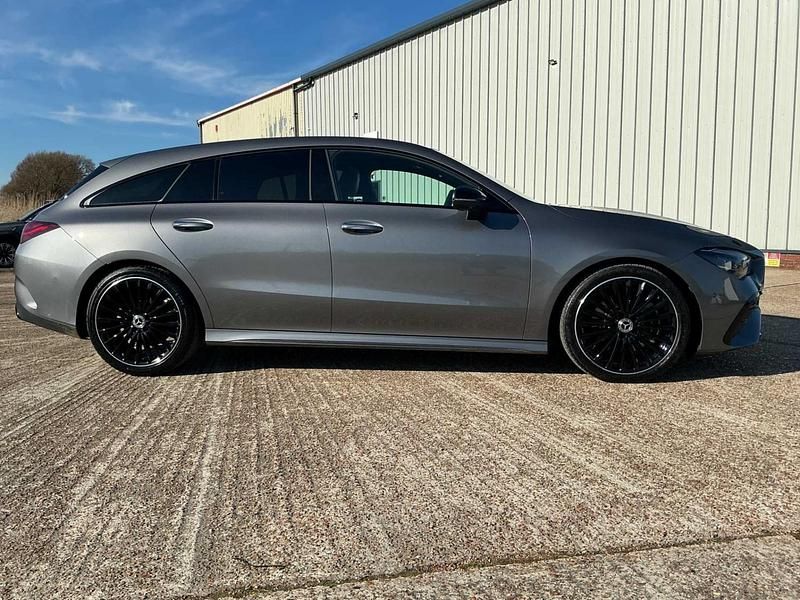 Used Mercedes CLA220 AMG Line Premium Plus 190 HP (139 kW) 2024 Grey Sedan