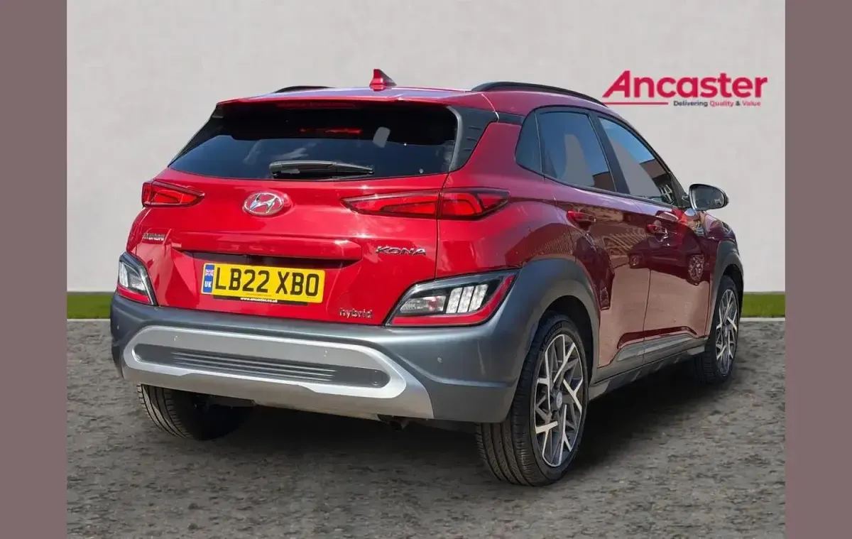 Used Hyundai Kona Premium 141 HP (103 kW) 2022 Red SUV