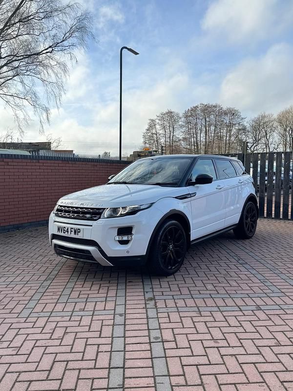 Used Land Rover Range Rover evoque Dynamic 2014 White Estate