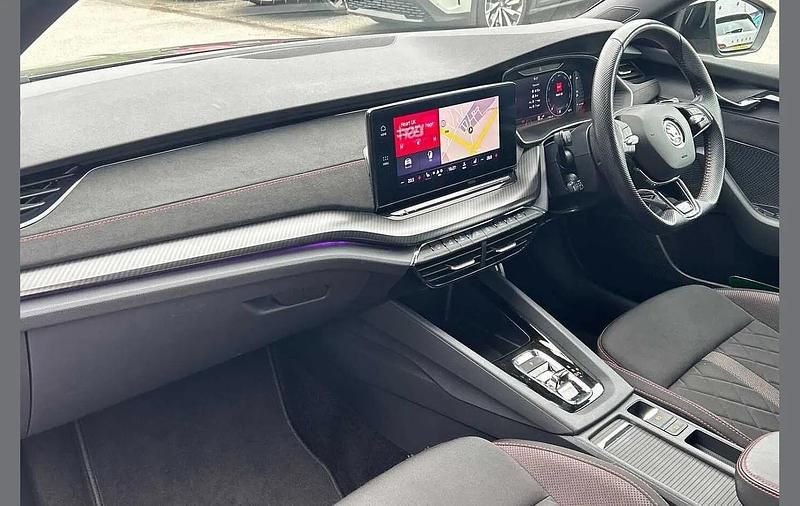 Used Skoda Octavia vRS 241 HP (177 kW) 2024 Graphite grey metallic Estate