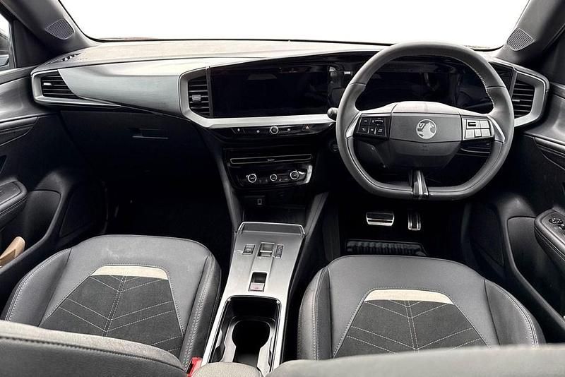 Used Vauxhall Mokka Ultimate 130 HP (95 kW) 2025 Black SUV