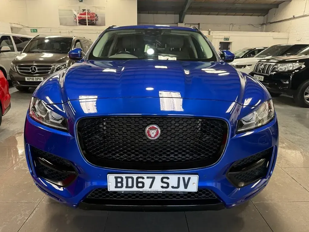 Used Jaguar F-Pace R-Sport 250 HP (183 kW) 2018 Blue SUV