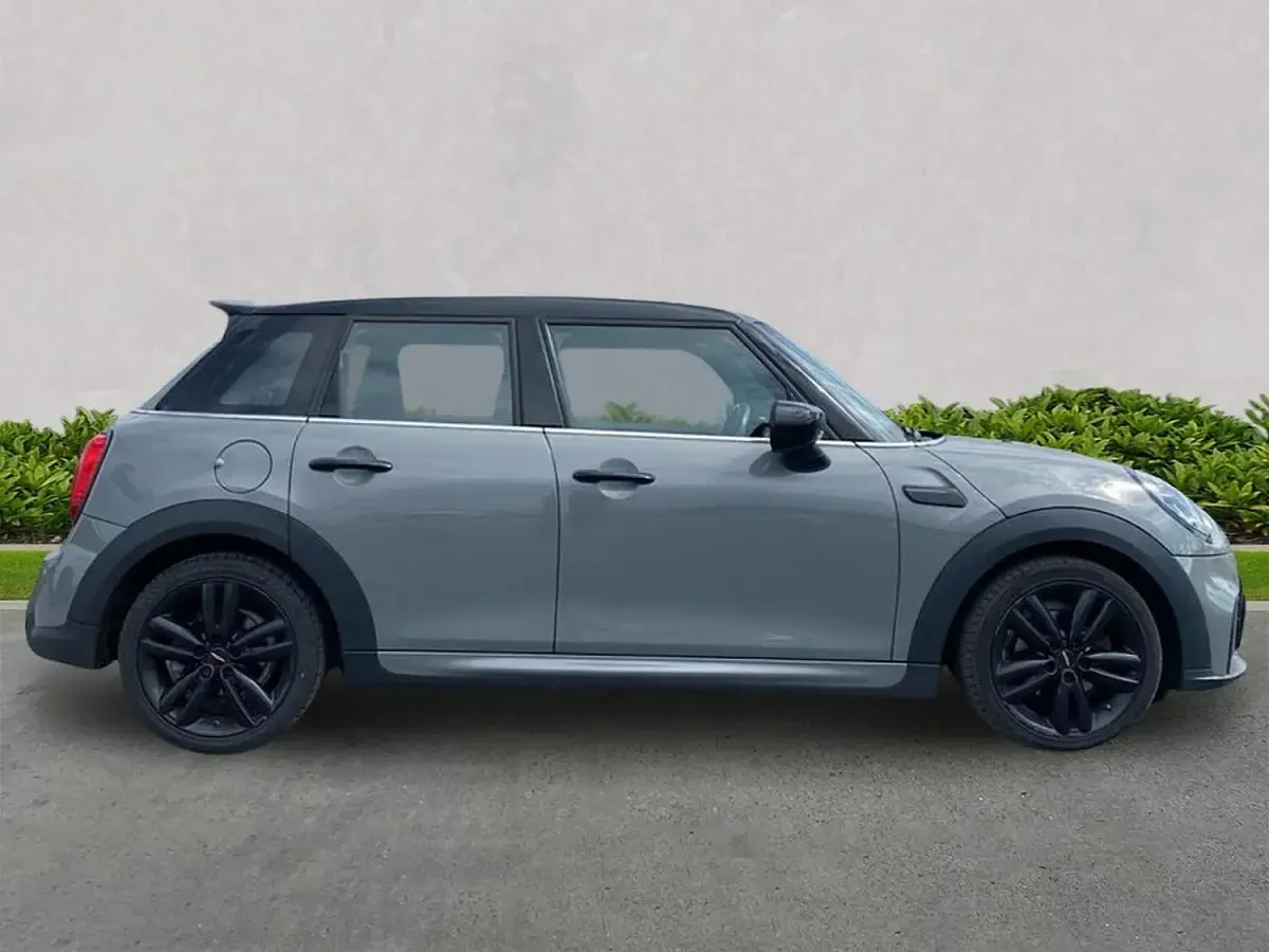 Used Mini Cooper Hatch 136 HP (100 kW) 2021 Grey Hatchback