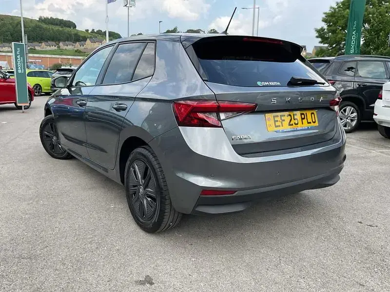 Used Skoda Fabia Design Edition 70 HP (51 kW) 2025 Grey Hatchback